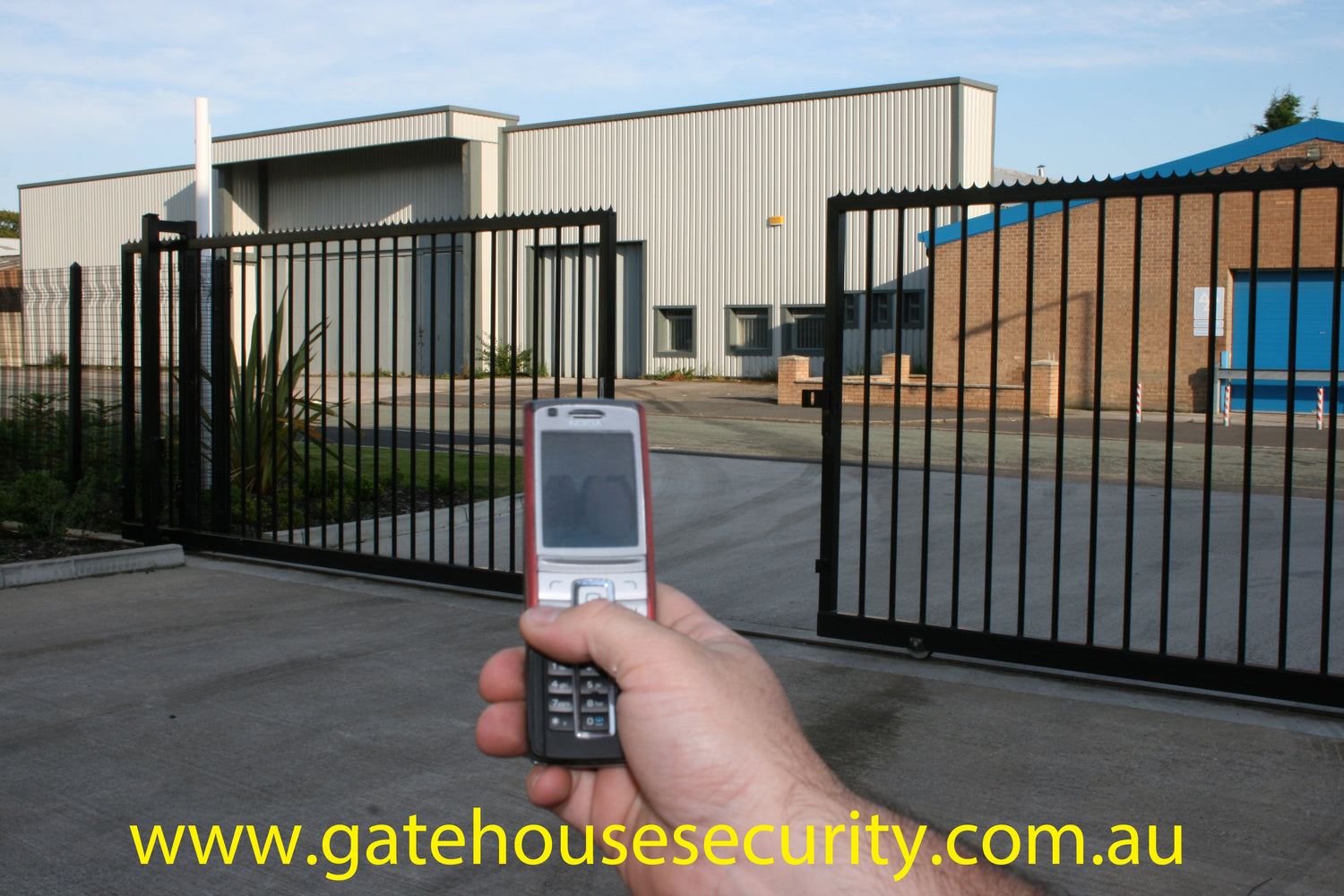 Are Automatic Gates Worth It for Residential Homes?