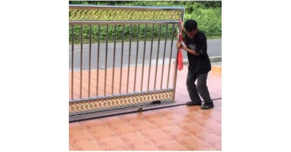 How does battery backup work on my electric gate?